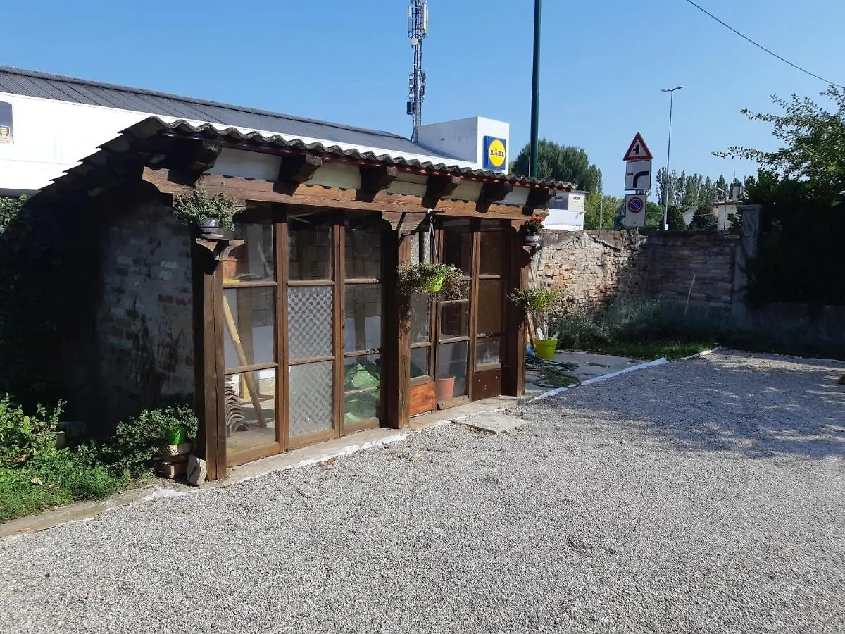 Villa Iside Chirignago-Zelarino 0*,  Italien
