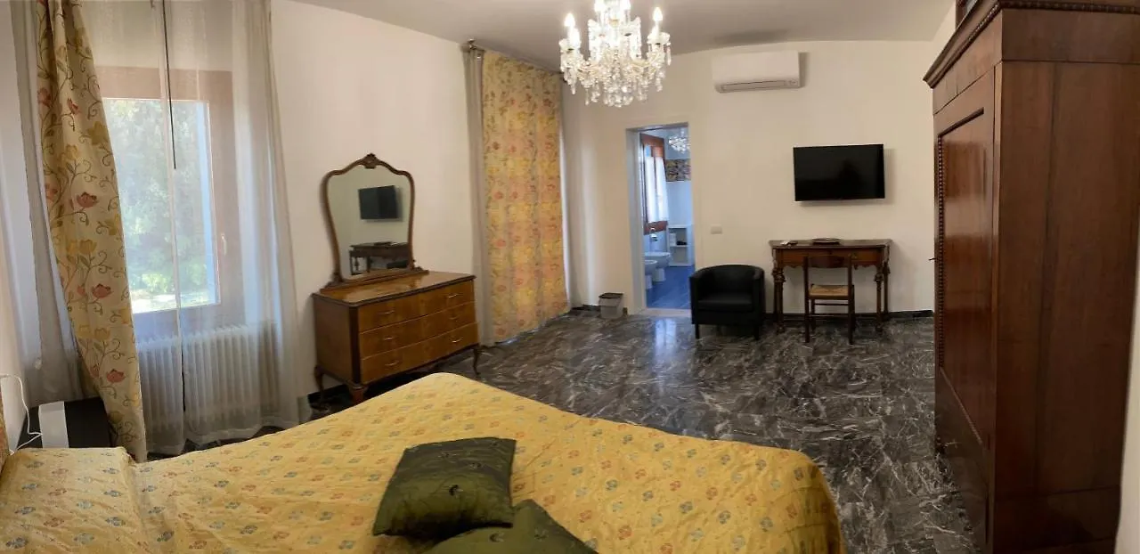 Rum i privatbostad Villa Iside Chirignago-Zelarino Italien